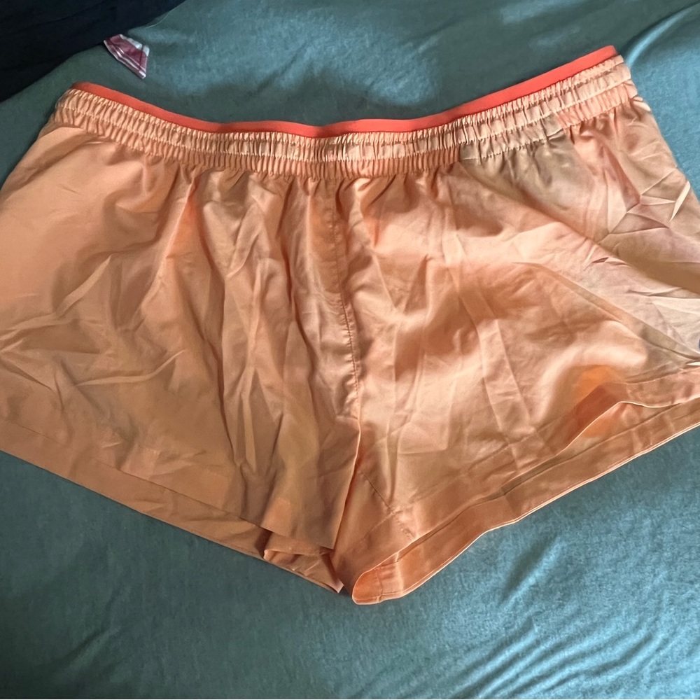 nike women’s running shorts